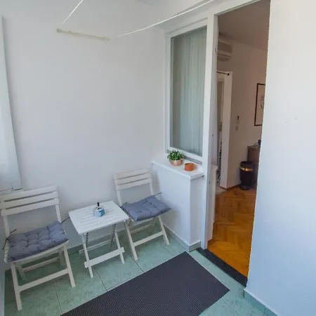 Apartment Revia *