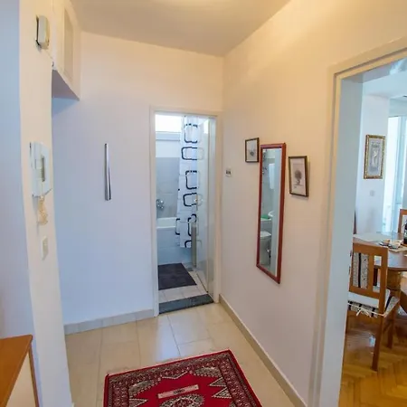 Apartman Revia